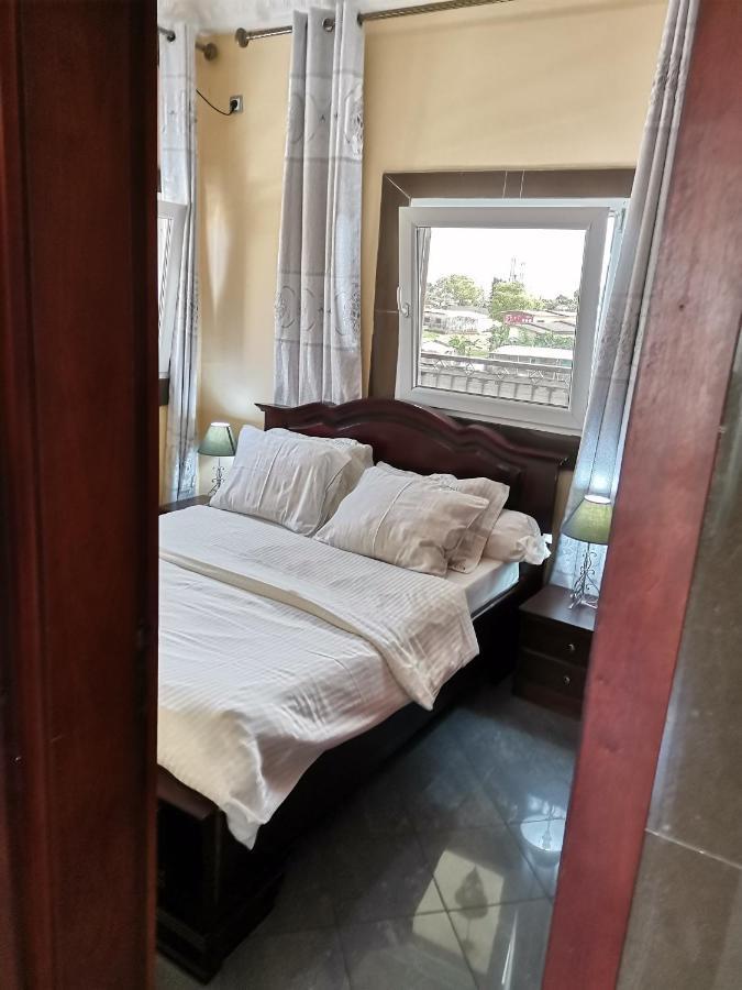 Residence Hoteliere Mb-202 C Douala Luaran gambar