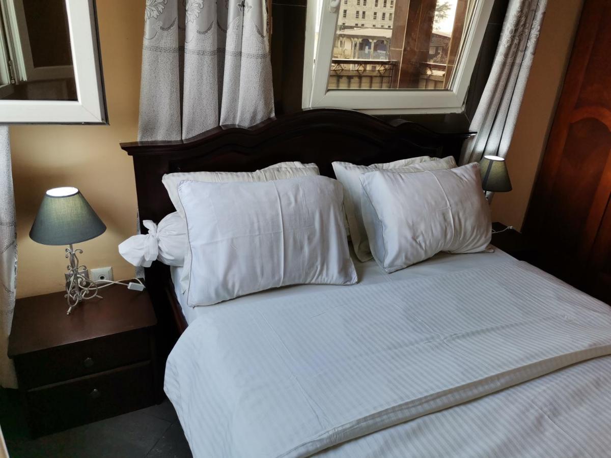 Residence Hoteliere Mb-202 C Douala Luaran gambar